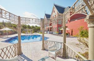 萨洛PortAventura Lucy's Mansion - Includes PortAventura Park & Ferrari Land Tickets的相册照片