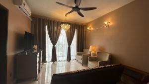 AHM Homestay at Indah Alam Condo 2bedroom 1bathroom