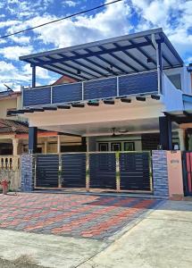 SR Kampar 2-Storey LANDED HOMESTAY