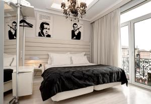 皮拉尔广场酒店客房内的一张或多张床位