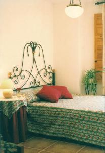 拉泊萨达日尔酒店客房内的一张或多张床位