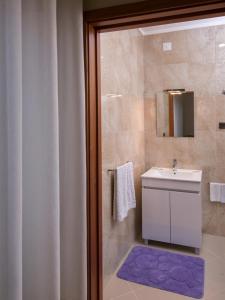 阿罗哈蒙托科雷亚酒店的一间浴室