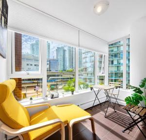 Stylish Condo in Downtown