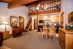 白鱼镇Kandahar Lodge at Whitefish Mountain Resort的相册照片