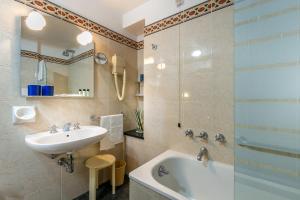 科洛迪佛罗伦萨酒店的一间浴室