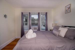 Comfortable and Central 3 Bed Apartment