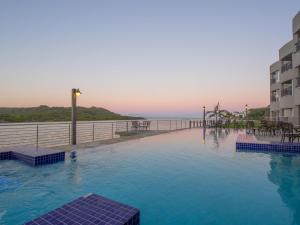 Hartenbos Lagoon Resort by Dream Resorts内部或周边的泳池