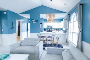 Luxury Golf Condo with Pool Access, near the Ocean and Broadway at the Beach,