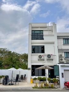 古坑花水木 Hanazel｜品house｜雲林民宿評價、特色體驗、房價資訊、訂房連結 – 藝術風格與溫馨舒適 - 照片 3