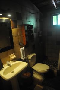 Hotel San Juan Ometepe的一间浴室