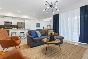 Exquisite 2 Br Storey Lake, 7 Min To Disney