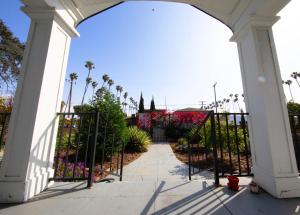 LA Charming Bungalow