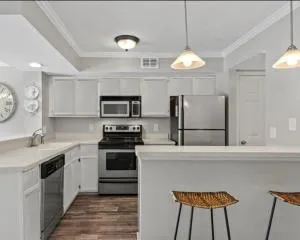Charming 2 bed 2 bath condo in Sandestin Golf Cart Included!