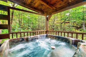 Peaceful Forest Cabin - Hot Tub, Relax & Explore