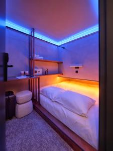 The Hyve Capsule hostel Amsterdam
