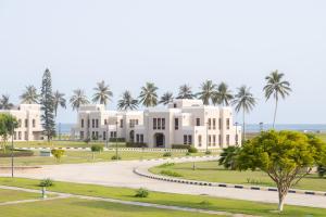 Al Shatti Villas
