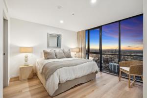 Luxury Condo 2bed, 1bath, Spa, Gym, Sauna, Pool