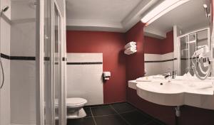 阿斯阿拉斯包兰斯酒店的一间浴室