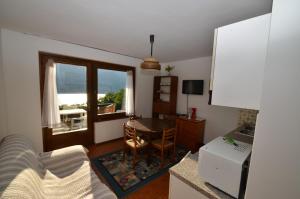 Trentino Appartamenti Oss的休息区