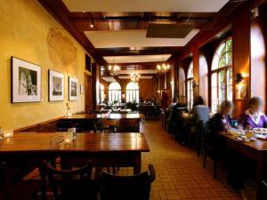 弗莱堡天堂乐园餐厅旅馆的相册照片
