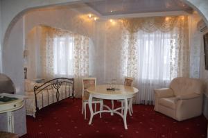 鲍里索格列布斯克Hotel Borisoglebsk的相册照片