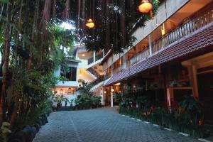 日惹帕库马斯酒店的相册照片