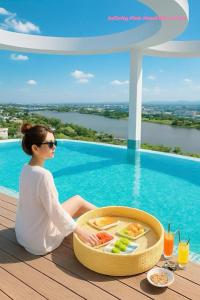 Infinity Pink Hotel Riverview