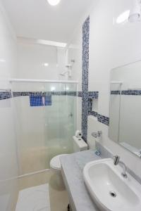 卡姆布里普拉亚酒店的一间浴室
