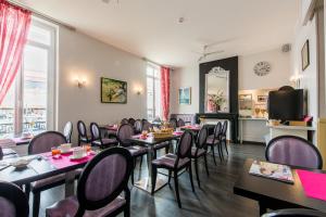 Citotel Le Regina Bordeaux Gare Saint-Jean的休息区