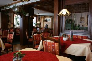 菲德贝格布里克咖啡厅-潘森酒店餐厅或其他用餐的地方