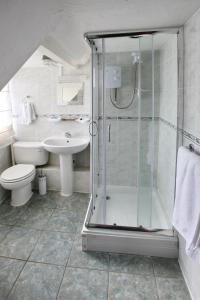 波特阿姆斯宾馆的一间浴室