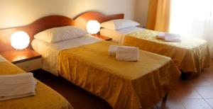 欧洲住宿加早餐酒店客房内的一张或多张床位