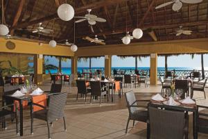 Secrets Aura Cozumel - Adults Only餐厅或其他用餐的地方