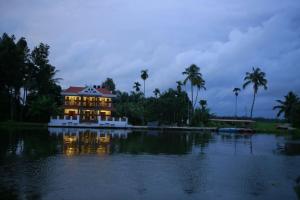 库玛拉孔Mango Kerala Homes的相册照片