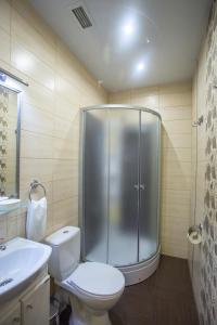 Motel Vosymaya Milya的一间浴室