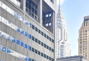 纽约纽约狄伦酒店的从两栋建筑中可以欣赏到帝国大厦的景色