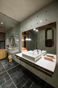 京都安迪鲁酒店的一间浴室