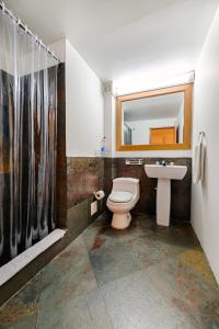 MS欧什尼亚康福特酒店的一间浴室
