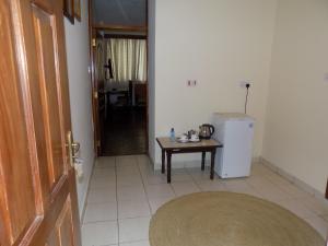 Kenya Comfort Suites的休息区