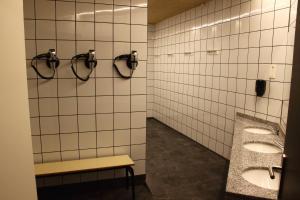 毕尔巴鄂波希特尔 - 高级旅舍的一间浴室