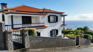 丰沙尔Charming Apartments in Funchal - São Gonçalo的相册照片