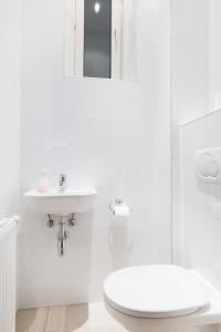 HeyMi Apartments Stephansdom的一间浴室