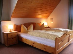 Gasthaus Schweizerhof客房内的一张或多张床位