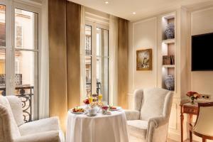 巴黎Hotel Splendide Royal Paris - Relais & Châteaux的相册照片