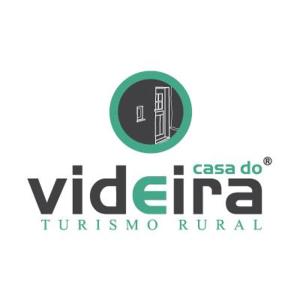 索茹Casa Das Videiras的视频入口的虚拟入口标志