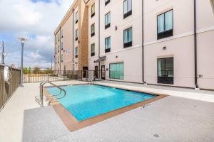 休斯顿Comfort Suites Near Sam Houston Race Park的相册照片