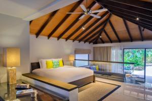 马尔代夫环球度假村客房内的一张或多张床位