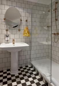 Max Brown Hotel Ku'damm, part of Sircle Collection的一间浴室