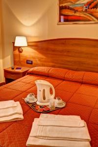 阿尔卑斯旅馆客房内的一张或多张床位