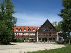 苏尔茨巴赫-罗森贝格Hotel-Gasthof "Zum Bartl"的相册照片